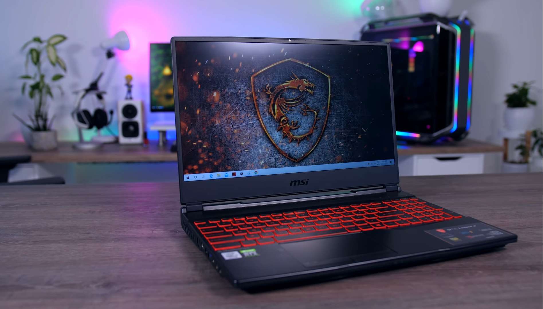 Laptop MSI GL65 Leopard renderizar modelar en 3D diseño